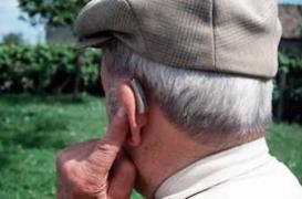 Perte d’audition : des assistants d’écoute autorisés en pharmacie