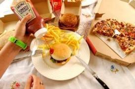 Hamburger, Pizza, Poulet ? Comment choisir son fast-