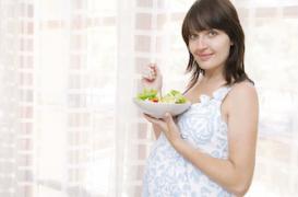 Grossesse : inutile de se priver de cacahuètes pour éviter les allergies