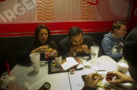 Huit végétariens sur dix se remettent à la viande