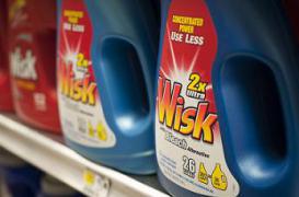 L’eau de javel soigne la peau et combat son vieillissement 