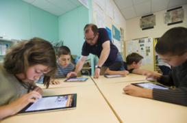 Tablettes et écrans : mode d'emploi pour préserver les enfants