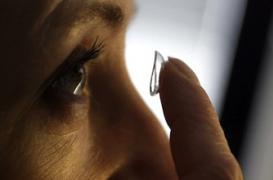 Lentilles correctrices : les sénateurs veulent encadrer la vente sur internet