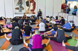 Ménopause : le yoga améliorerait les insomnies 