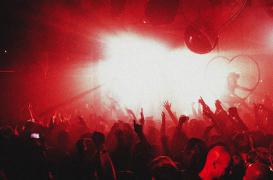 Marisol Touraine veut baisser le son des casques et des enceintes