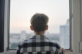 L'étude qui montre les effets de la solitude sur le cerveau des ados