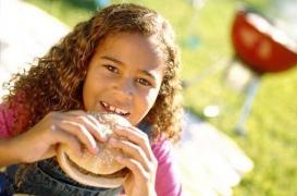 Au Etats Unis, cinq hamburgers coûtent moins cher qu’une salade 