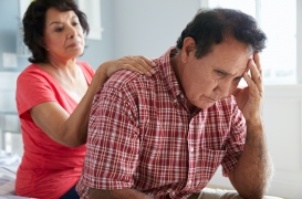 Un gène pourrait expliquer l’apparition tardive de la maladie d’Alzheimer chez certaines personnes