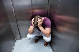 Pourquoi certaines phobies apparaissent-elles à  l'âge adulte ?