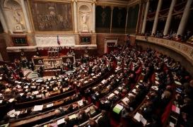 Législatives : un médecin s'engage, l'autre raccroche