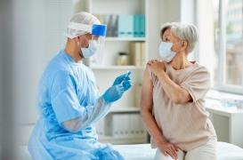 Vaccination anti-Covid en France : le risque de forme grave réduit de 90%