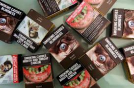 Cigarette : les Anglais adoptent le paquet neutre