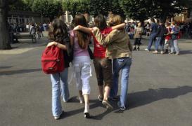 Cancer du col l'utérus: le Haut comité veut vacciner dès 11 ans 