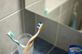 Hygiène bucco-dentaire : nos ancêtres utilisaient des bâtons de bois