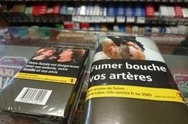Paquet à 10 euros : les buralistes en colère bâchent des radars