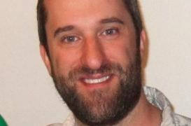 Décès fulgurant de Dustin Diamond : pourquoi les cancers du poumon sont souvent dépistés trop tard 