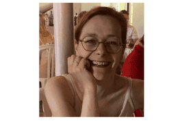 Journée mondiale du Lupus : ”Que l’on soit en jean ou en robe à paillettes, on a toujours un corps douloureux”