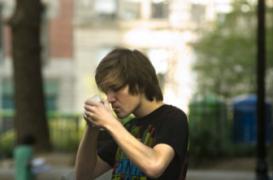 Tabac : les garçons arrêtent plus facilement de fumer que les filles