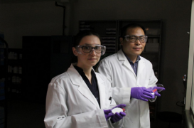 Un chercheur conçoit un masque chirurgical tueur de virus