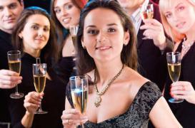 Boire quatre verres d'alcool par jour double le risque de cancer