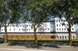 Un tétraplégique commande un exosquelette avec des implants dans le cerveau