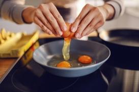 Manger des œufs 5 fois par semaine aiderait à rester mince
