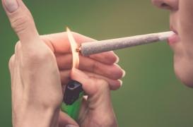 Consommer du cannabis pendant la grossesse augmenterait le risque de trouble du sommeil chez l’enfant 