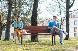 Alors que la France s'apprête à sortir du confinement, retour sur deux mois et demi de crise