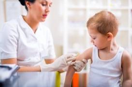 Non, le retour de la coqueluche n’est pas dû à un défaut du vaccin
