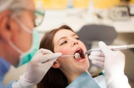 Dentiste : prescrire des antibiotiques favorise la résistance bactérienne