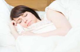 Cancer du sein : dormir dans le noir total améliore le traitement