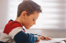 Enfants dyslexiques : une sensibilité émotionnelle à double tranchant