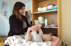 Lingettes pour bébés : ce que recommande l'ANSM