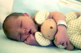 Sortie de maternité : 2 visites à domicile pour chaque femme