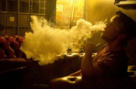 E-cigarette : les non-fumeurs ne sont pas des vapoteurs