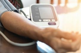 Tension artérielle différente entre les deux bras : un mauvais présage !