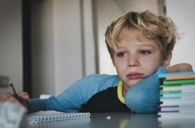 Comment reconnaître les symptômes de stress chez les enfants et comment les aider ?