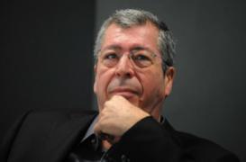 Ebola en France : le ministère répond point par point à Patrick Balkany 