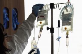 Cancers : les médecins veulent évaluer le coût des traitements