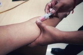 Pakistan : un pédiatre soupçonné d’avoir inoculé le VIH à plus de 400 enfants