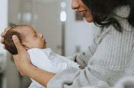 Comment la pandémie a dégradé le lien mère-enfant 