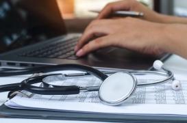 Marseille: une médecin se prescrit ses arrêts maladie et escroque 820 000€ à la Sécu