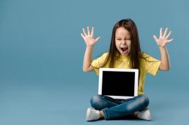 Le temps passé sur les écrans affecterait peu l'habilité sociale des jeunes 