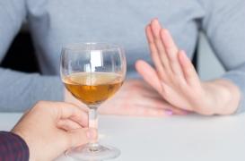 Dry January : moins boire diminue le risque de développer un cancer 