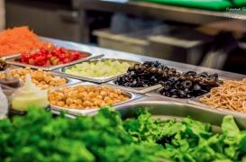 Deux associations affirment que l'option végétarienne à la cantine est 