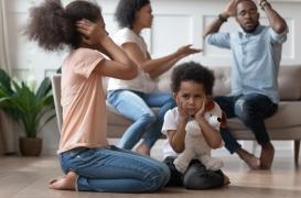 Cohabitation forcée, disputes conjugales... : comment les Français vivent-ils le confinement ?