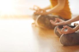 Le yoga améliore l’activité du cerveau