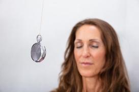 Bouffées de chaleur : quelle thérapie non-hormonale est la plus efficace ?