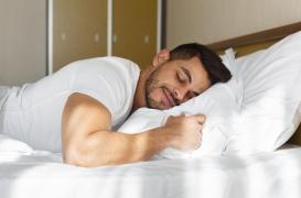 Sommeil : ces 4 aliments aident à s’endormir plus vite et à ne pas se réveiller dans la nuit