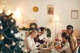 Covid-19 : quelle conduite tenir pour les fêtes de fin d’année ?